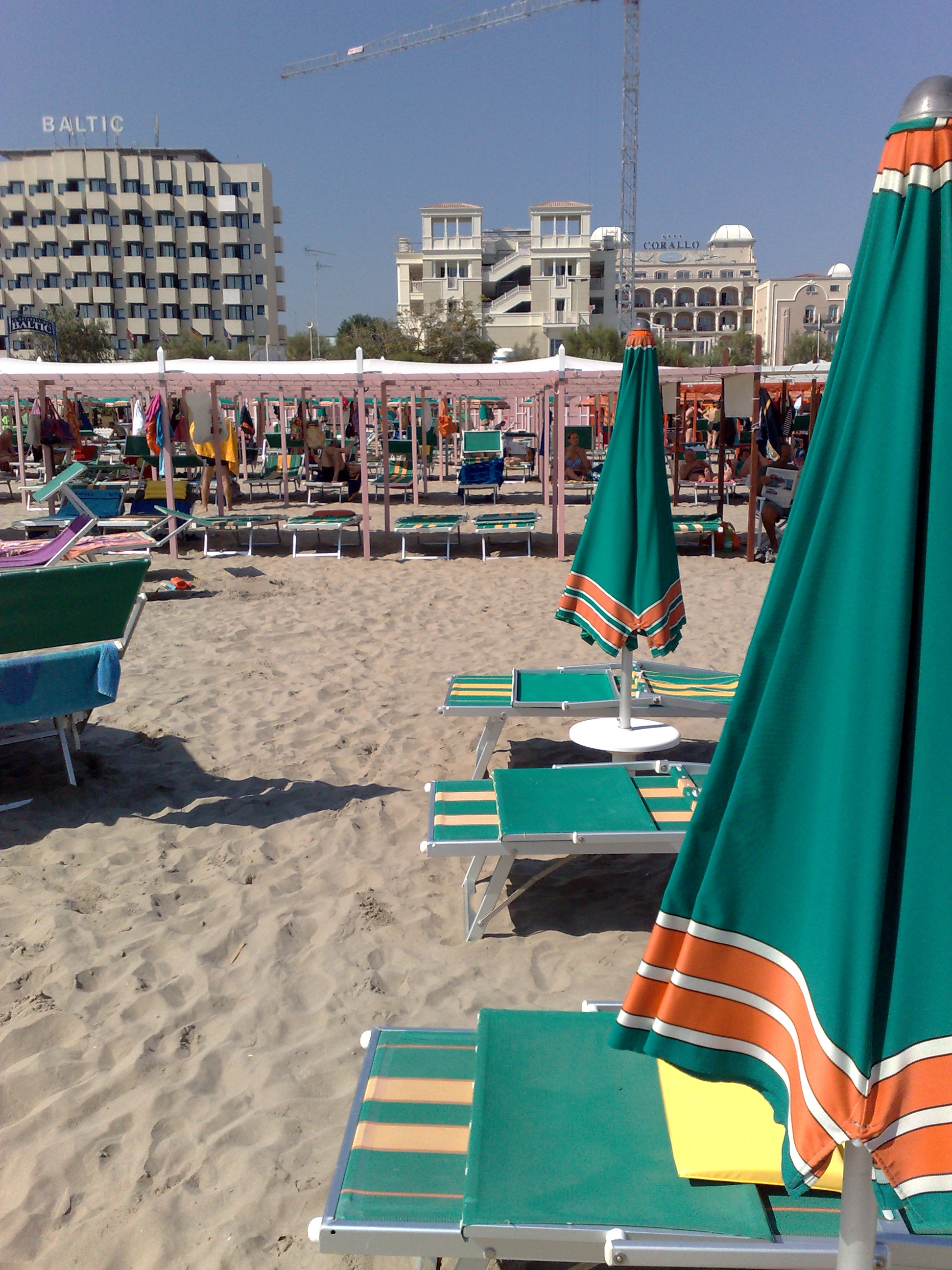 Italien - Adria - Riccione: Strandspaziergang