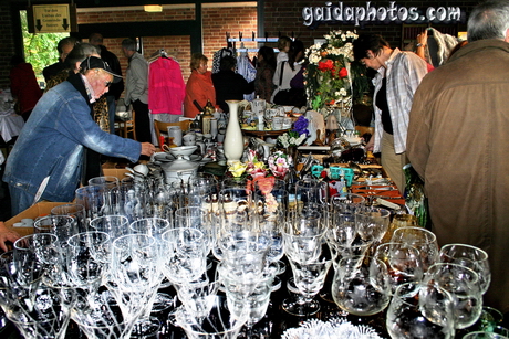 Köln-Rodenkirchen Flohmarkt Trödelmarkt